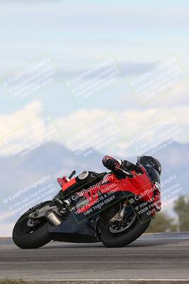 media/Nov-16-2025-Race Pace (Sun) [[8c5fa54630]]/Non Verified Riders (1st 20 Minutes)/7-Turn 9 Entry (210pm)/